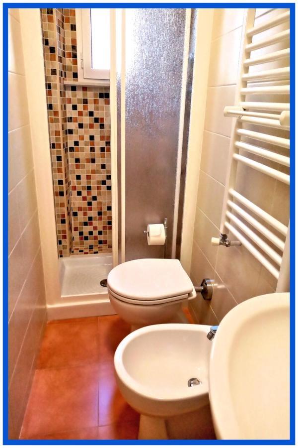 Appartement La Casa Di Anna A Due Passi Dal Mare... E Non Solo à Vado Ligure Extérieur photo